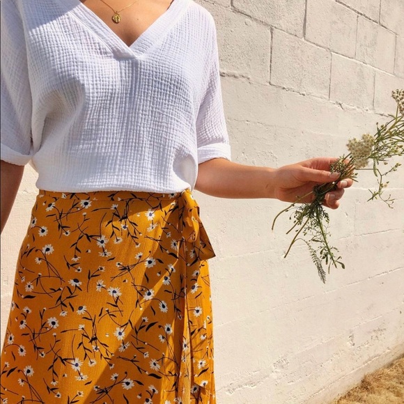 SALE NWOT floral wrap skirt - Picture 5 of 5